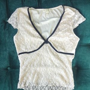 Vintage White Lace Short Sleeve Top with Black Trim